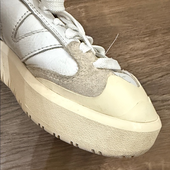 New Balance CT302 White Blue Reflection Size Woman’s 7 Men’s 5.5 - Picture 6 of 9